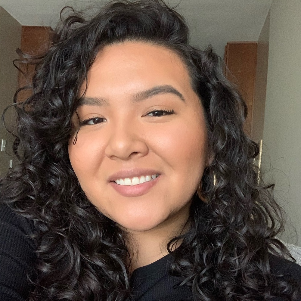 Meet your Posher, Cece